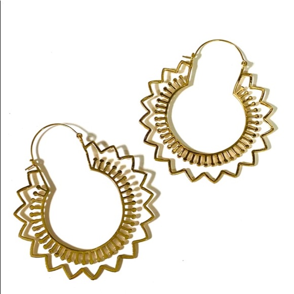 Sun Ray Brass Hoops - Picture 2 of 2
